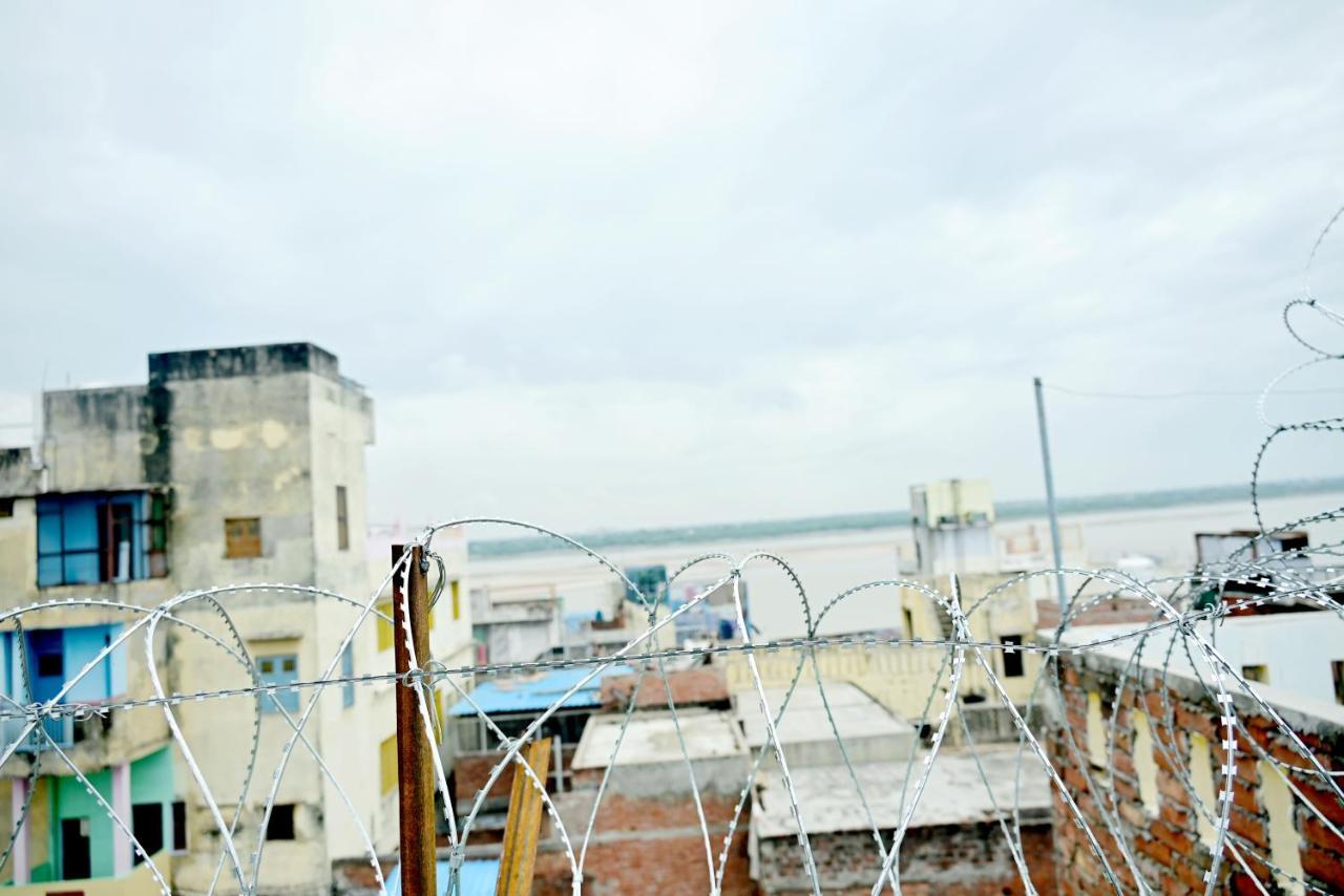 Banaras Rest House Varanasi Exterior photo