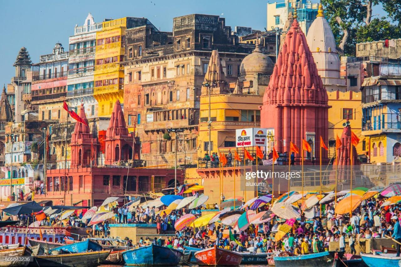 Banaras Rest House Varanasi Exterior photo